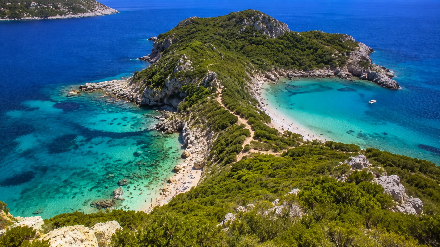 Porto Timoni — Korfus tvillingstrand med två vikar och kristallklart vatten
